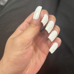 Amy Nail Salon - Do you see the shape !