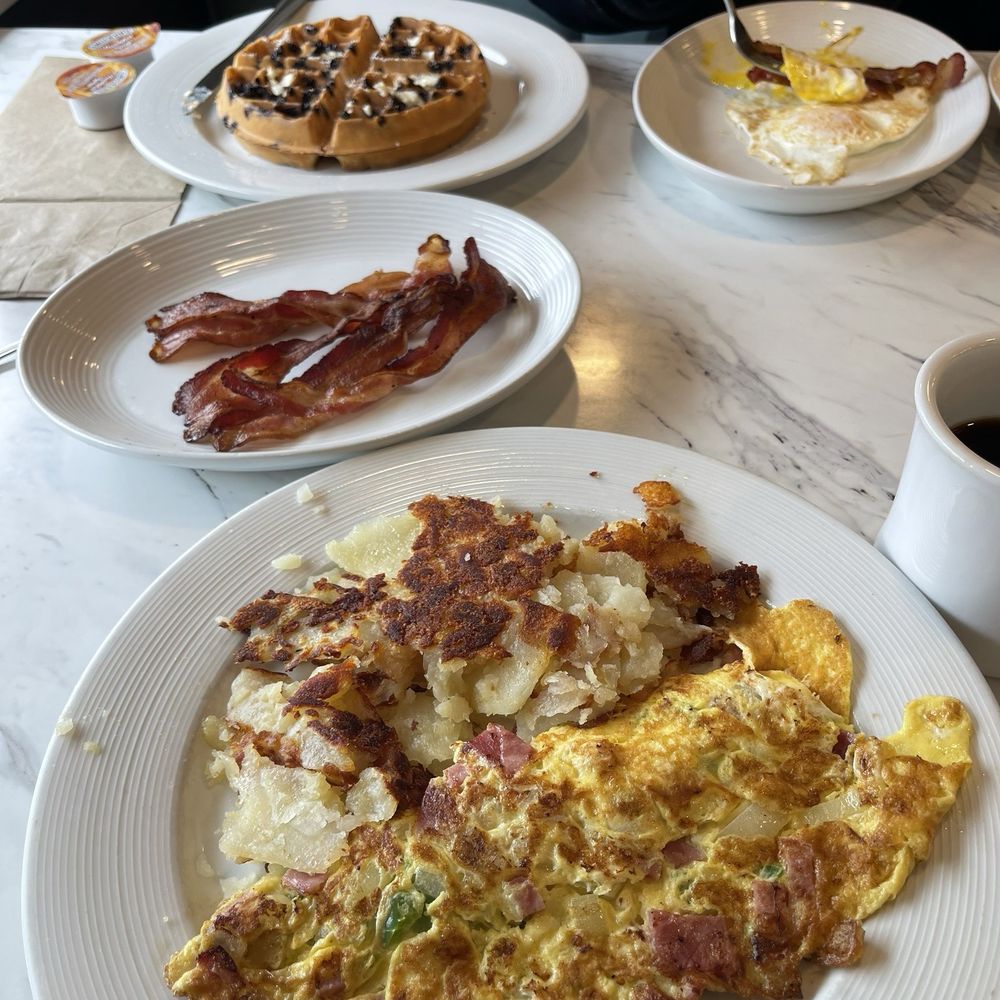 The Allwood Diner - Western Omelette - Diners Near Me - Clifton, New Jersey