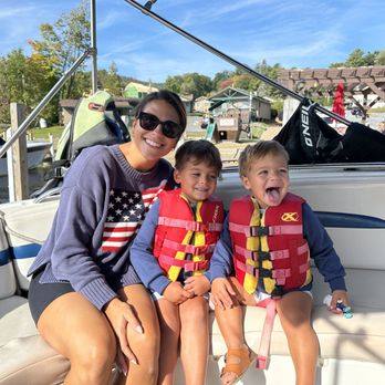 Bolton Boat Tours - Boat Tours Near Me - Diamond Point, New York