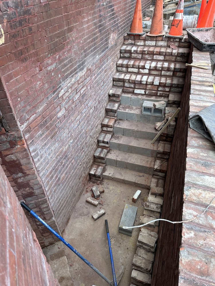 Slide of CHM General Contractor