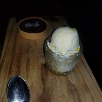 Tasca Tasca - Wine Bars Near Me - Sonoma, California