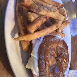 Papio's Food and Spirits - Turkey pretzels