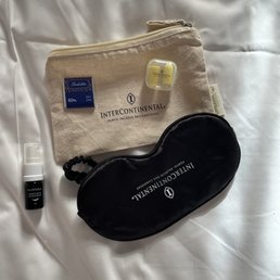 Earplugs from the Intercontinental Porto staff.