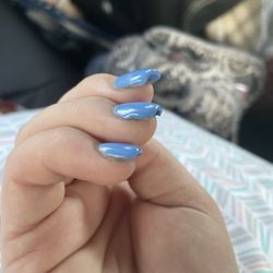 Lexy Nail Spa & Massage - Gel doesn't cover my whole nail