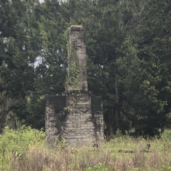Cypress Creek Natural Area - A chimney from a home that once stood here. - Hiking Near Me - Jupiter, Florida Cypress Creek Natural Area - A chimney from a home that once stood here. - Hiking Near Me - Jupiter, Florida