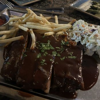 Scott's Bar & Grill - Seafood Near Me - Edmonds, Washington