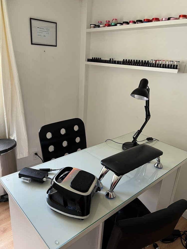 ACE HARDWARE & PAINT Updated October 2024 11 Reviews 14760