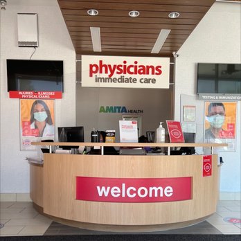 Physicians Immediate Care - Inside desk - Urgent Care Near Me - Chicago, Illinois