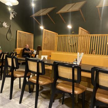 Wild Ginger - Nice privacy dividers - Thai Near Me - Littleton, Colorado