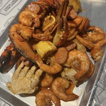 Cap't Loui Williamsburg - Seafood Near Me - Brooklyn, New York Cap't Loui Williamsburg - Seafood Near Me - Brooklyn, New York