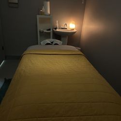 Erin Soule Wellness - Massage table