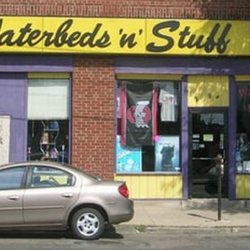 Waterbeds 'n' Stuff North Campus storefront.