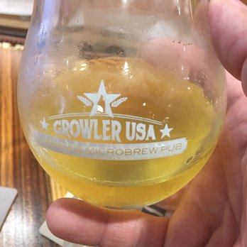 Uptown Kitchen + Taphouse - Black Apple Crossing Pineapple - Gastropubs Near Me - Rogers, Arkansas