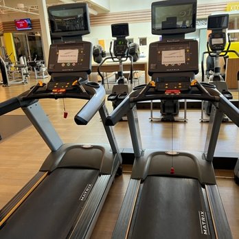 LA Fitness - Gyms Near Me - North Babylon, New York LA Fitness - Gyms Near Me - North Babylon, New York