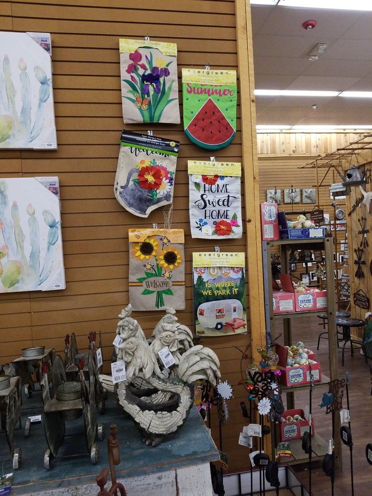 CAL RANCH STORES 105 Photos & 23 Reviews 673 E Hwy 90, Sierra