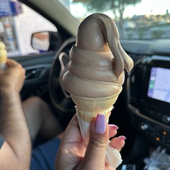 Fosters Freeze - Ice Cream & Frozen Yogurt Near Me - Carson, California Fosters Freeze - Ice Cream & Frozen Yogurt Near Me - Carson, California