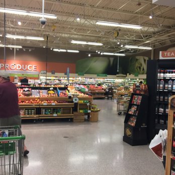 Publix Super Markets - a man in a grocery store - Grocery Near Me - Flagler Beach, Florida Publix Super Markets - a man in a grocery store - Grocery Near Me - Flagler Beach, Florida