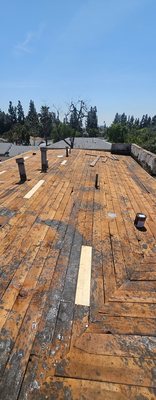 24/7 Roofing Solutions Logo