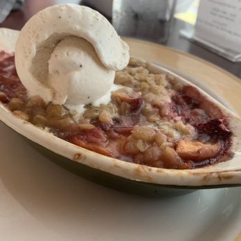 Magnolia & May - Strawberry and peach crisp - Bars Near Me - Memphis, Tennessee Magnolia & May - Strawberry and peach crisp - Bars Near Me - Memphis, Tennessee