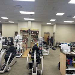 Island Sports Physical Therapy - Treatment Room