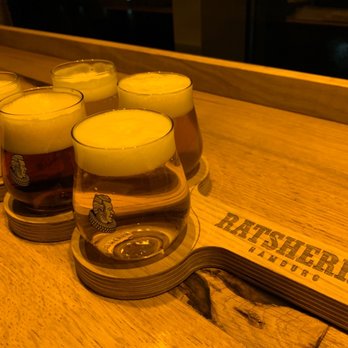 Ratsherrn Bar Mühlenkamp - Taster flight (original I think?) - Beer Bar Near Me - Hamburg, HH Ratsherrn Bar Mühlenkamp - Taster flight (original I think?) - Beer Bar Near Me - Hamburg, HH
