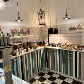 Casa do Jasmim by Shiadu - Excellent morning breakfast - Guest Houses Near Me - Lisbon, 11