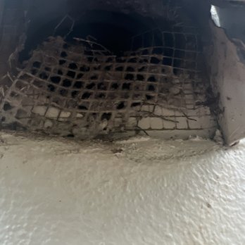 PSR Carpet Cleaning Miami - Old material jammed back in the vent. - Carpet Cleaning Near Me - Miami, Florida