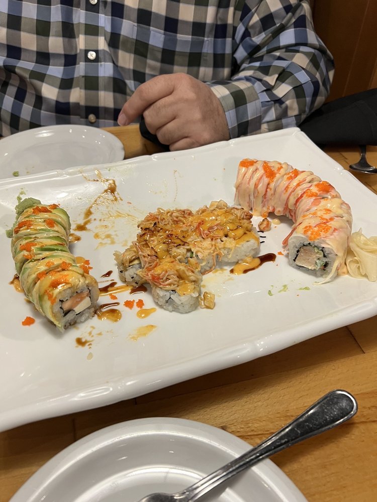 Sushi Thai Delight Logo