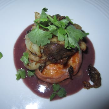 La Toque - Third course-Wild Oregon salmon tournedos ala plancha w/ oyster mushrooms, pearl onions & beurre rouge - French Near Me - Napa, California La Toque - Third course-Wild Oregon salmon tournedos ala plancha w/ oyster mushrooms, pearl onions & beurre rouge - French Near Me - Napa, California