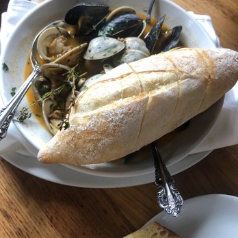 Bar Siena - Mussels & Clams - Italian Near Me - Chicago, Illinois