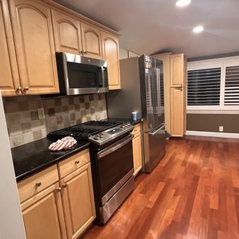 Kitchen & Bath Makers - Kitchen Supplies Near Me - San Jose, California Kitchen & Bath Makers - Kitchen Supplies Near Me - San Jose, California