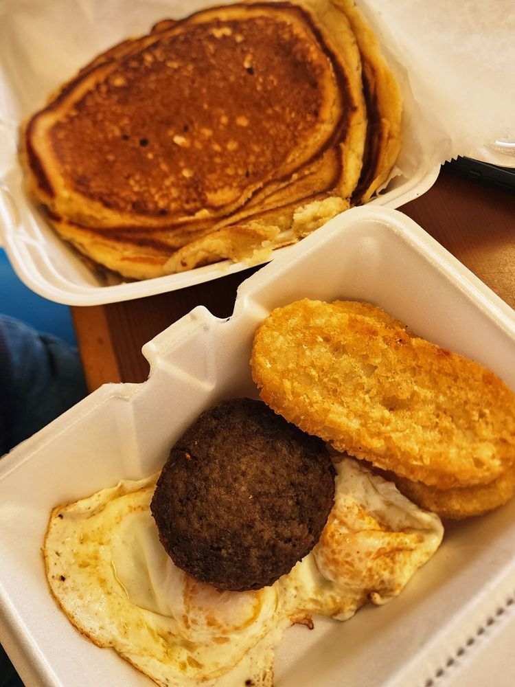 Food from Little River Grill