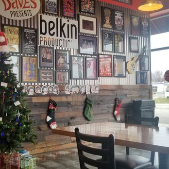 Dave's Cosmic Subs - inside - Sandwiches Near Me - Canfield, Ohio