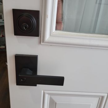 Pro locksmith - Upgraded a full lockset with a matching doorknob and deadbolt combo - reliable and stylish home protection. - Keys & Locksmiths Near Me Pro locksmith - Upgraded a full lockset with a matching doorknob and deadbolt combo - reliable and stylish home protection. - Keys & Locksmiths Near Me
