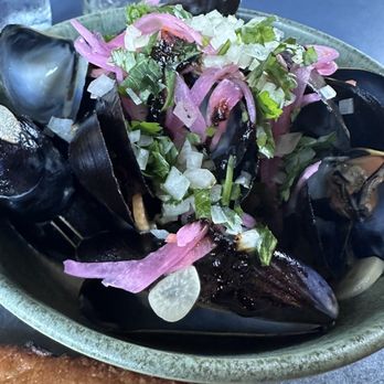 Loreto - Mejillones "Tom Kha" - Seafood Near Me - Los Angeles, California
