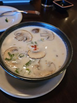 Ka-Prow Thai and Sushi Bistro by null