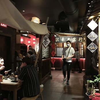 Cheli - Dining room - Shanghainese Near Me - New York, New York Cheli - Dining room - Shanghainese Near Me - New York, New York