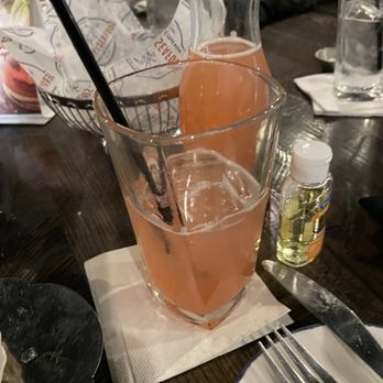Jerry's Seafood - Strawberry Lemonade $4.50 - Seafood Near Me - Bowie, Maryland