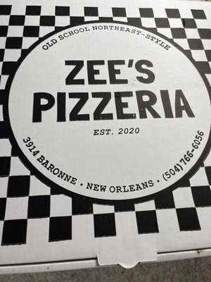 Zee's Pizzeria by null
