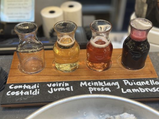 Mångata Wine & Raw Bar by null