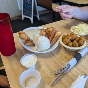 Sissys Bar and Grill - Food - Tapas/Small Plates Near Me - Omaha, Texas Sissys Bar and Grill - Food - Tapas/Small Plates Near Me - Omaha, Texas