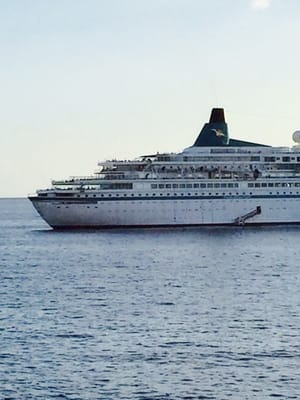 Puerto Los Cristianos by null