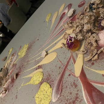 Alinea - New American Near Me - Chicago, Illinois