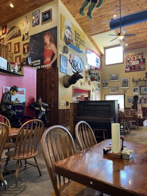 Fall Creek Steak and Catfish House by null