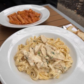 The Great Impasta - Chicken Fettucini Alfredo, Spicy Prawns Mexicana - Italian Near Me - Danville, California The Great Impasta - Chicken Fettucini Alfredo, Spicy Prawns Mexicana - Italian Near Me - Danville, California