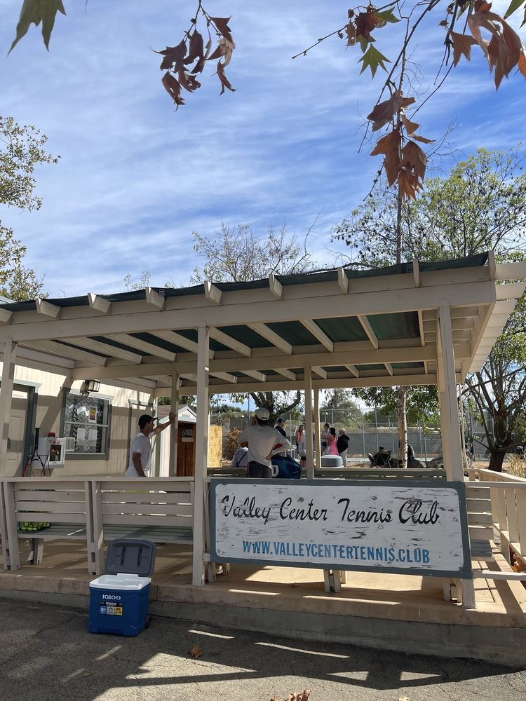 Valley Center Tennis Club Logo