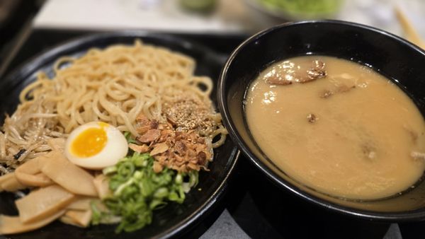 RAKIRAKI Ramen & Tsukemen by null