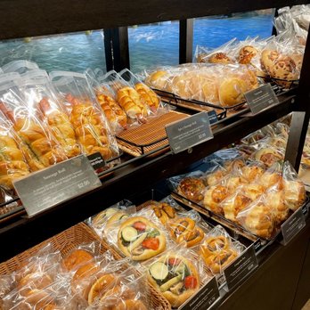 Brug Bakery - Ala Moana - Many options - Bakeries Near Me - Honolulu, Hawaii Brug Bakery - Ala Moana - Many options - Bakeries Near Me - Honolulu, Hawaii