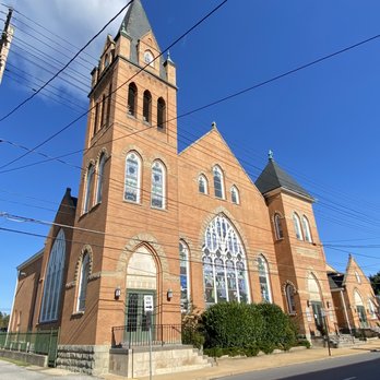 First United Methodist Church - First United Methodist Church of Chambersburg at the corner of 2nd and Washington Streets - Churches Near Me - Chambersburg, Pennsylvania First United Methodist Church - First United Methodist Church of Chambersburg at the corner of 2nd and Washington Streets - Churches Near Me - Chambersburg, Pennsylvania
