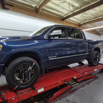 George's Alignment & Brake Service - Auto Repair Near Me - Northridge, California George's Alignment & Brake Service - Auto Repair Near Me - Northridge, California